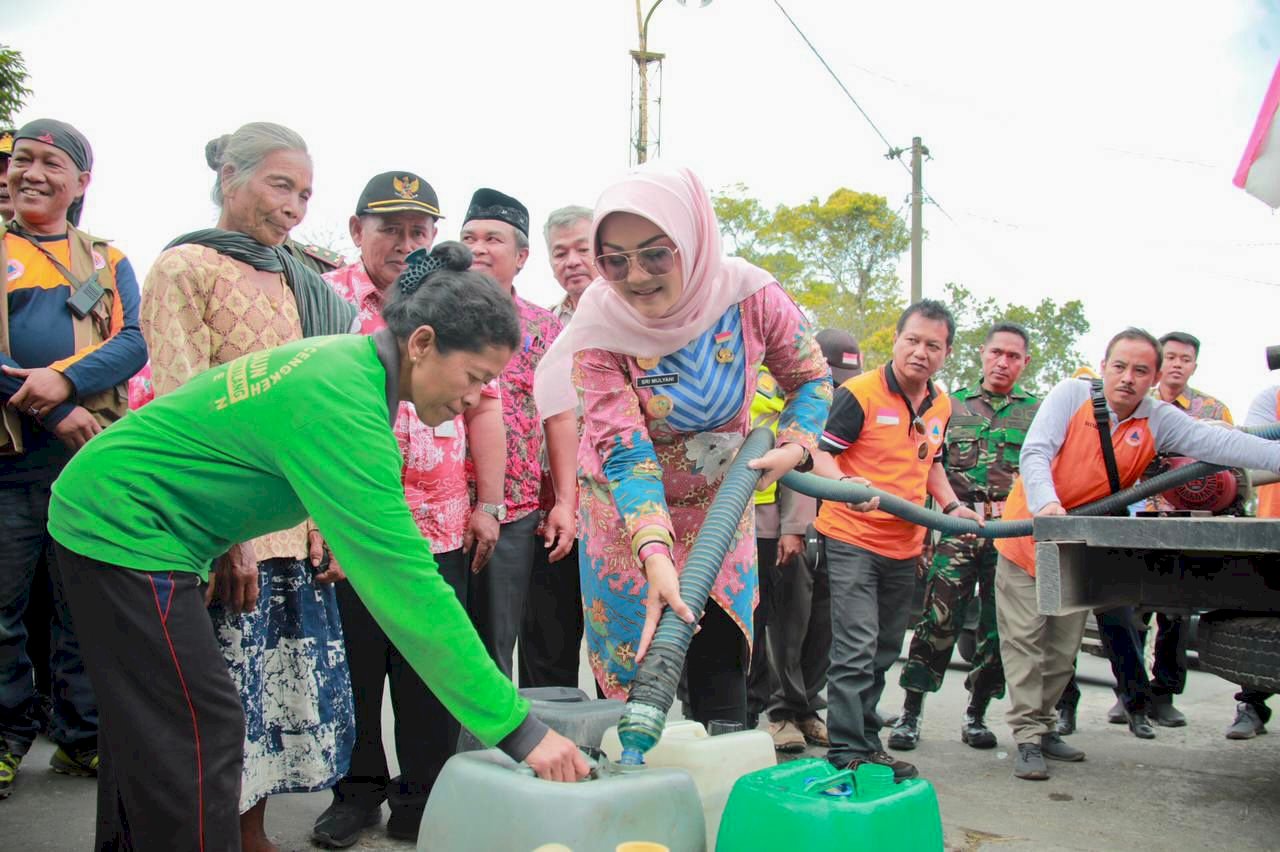 Forkopimda Klaten Dropping Air Bersih Di Kecamatan Kemalang