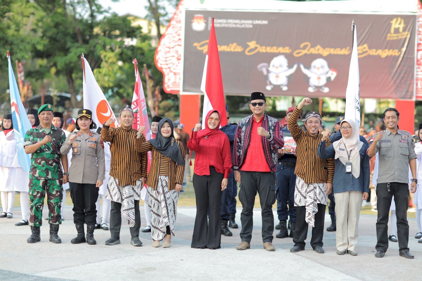 Serah Terima Bendera Kirab Pemilu Tahun 2024, Bupati Klaten Ajak Masyarakat Jangan Golput