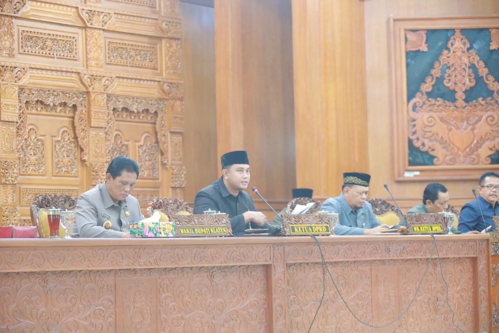 Wakil Bupati Klaten Hadiri Rapat Paripurna DPRD Kab. Klaten