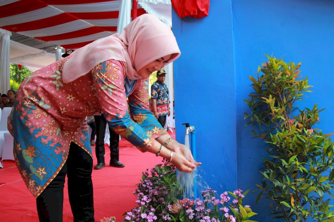 Sri Mulyani Resmikan Sistem Penyediaan Air Minum (SPAM) Desa Tangkil