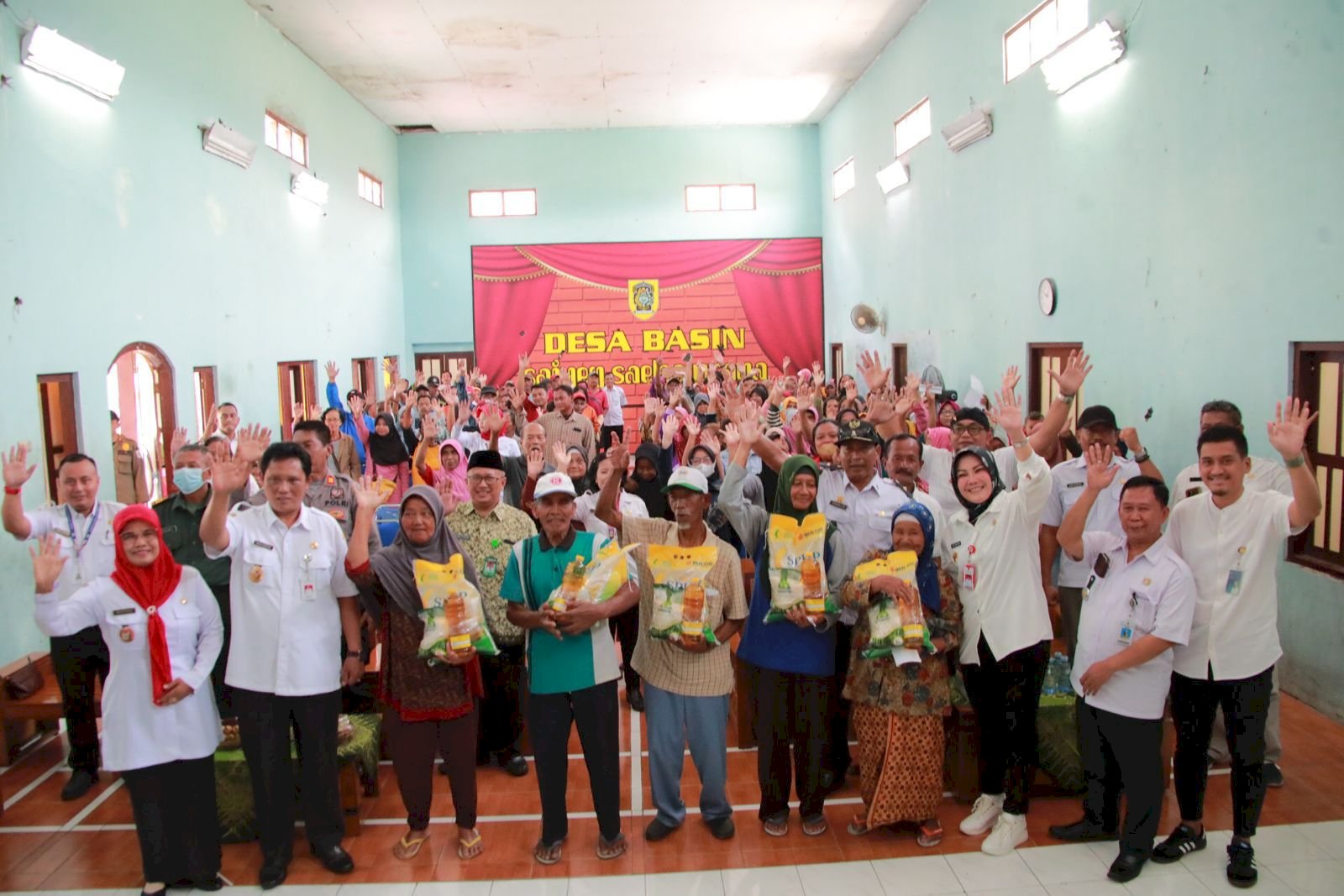 Bantu Kebutuhan Pangan, Bupati Klaten Gelar Bazar Pangan Murah