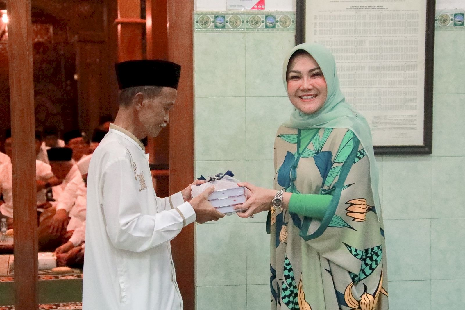 Bupati Klaten Mengadakan Kegiatan Tarwih Keliling di Masjid Bersejarah Kunden Karanganom