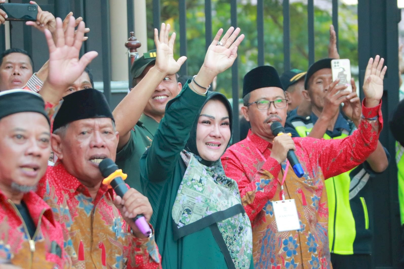 Pelepasan dan Pemberangkatan Calon Jamaah Haji Kloter 96 1445 H Kabupaten Klaten