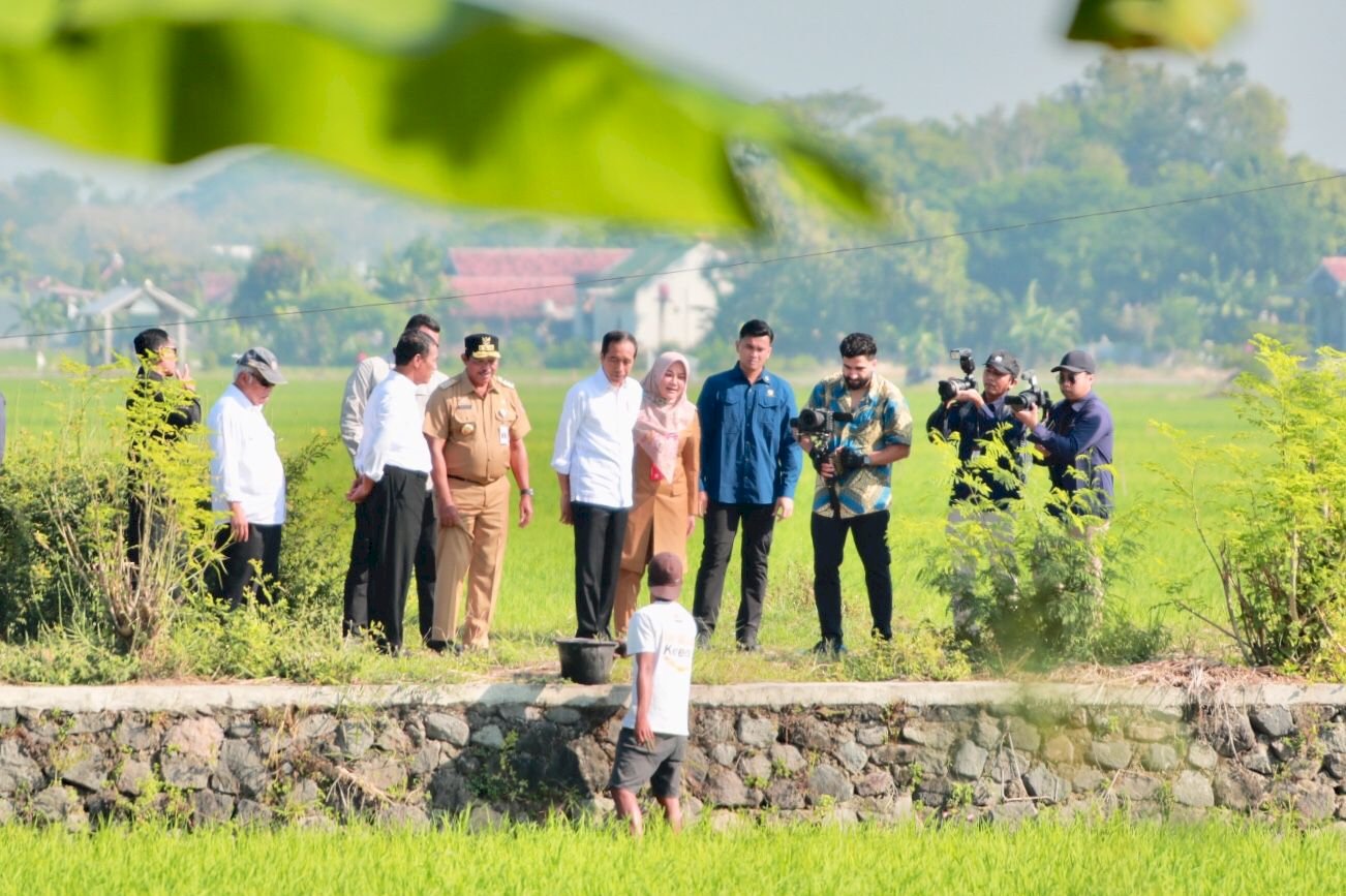 Presiden Jokowi Tinjau Pemompaan Pertanian di Karangdowo Klaten