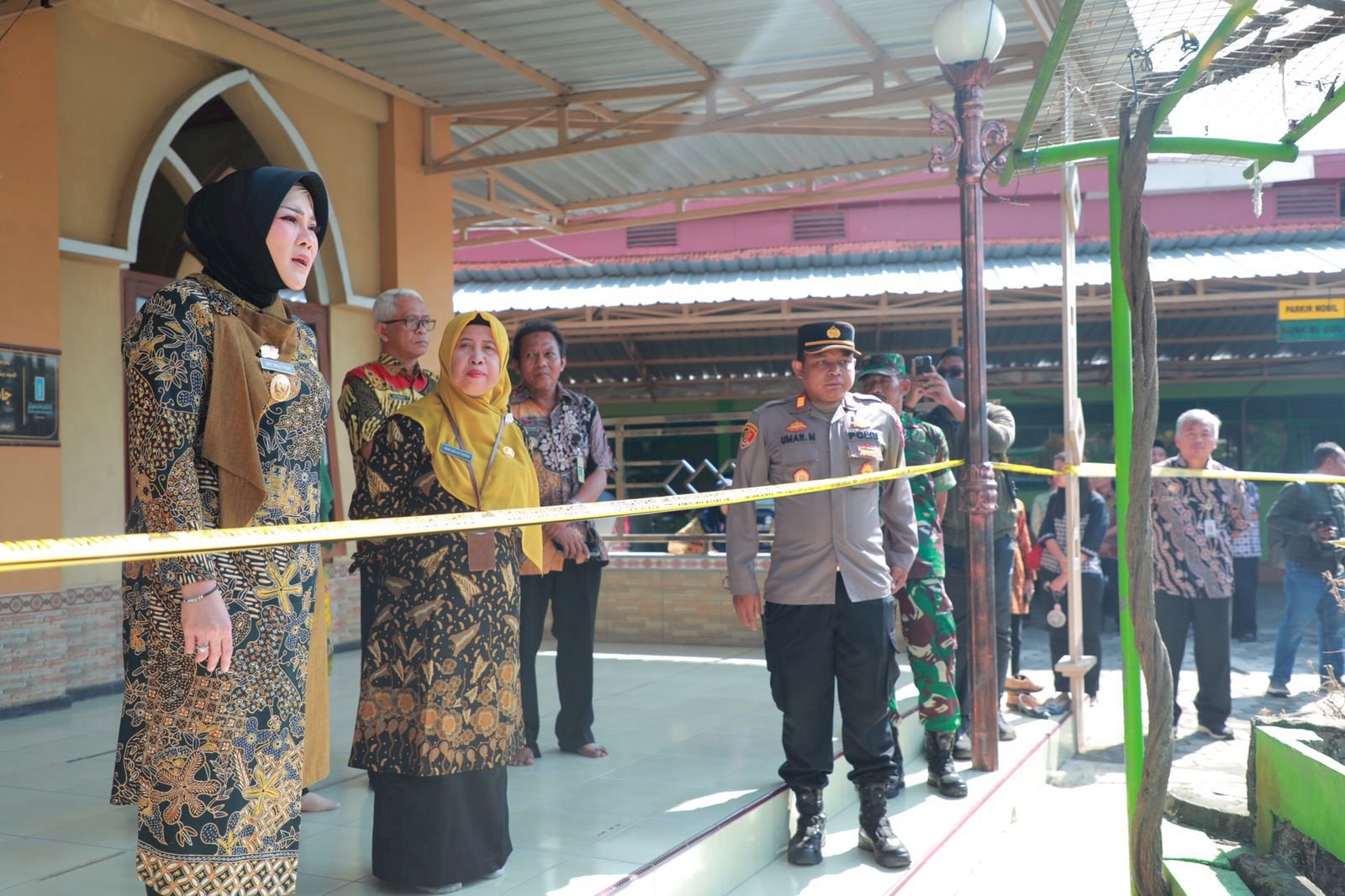 Bupati Klaten Sampaikan Belasungkawa Kepada Keluarga Ketua OSIS SMAN 1 Cawas