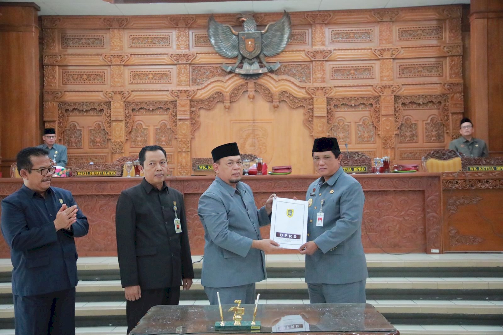 Wakil Bupati Klaten Hadiri Rapat Paripurna DPRD Kab. Klaten