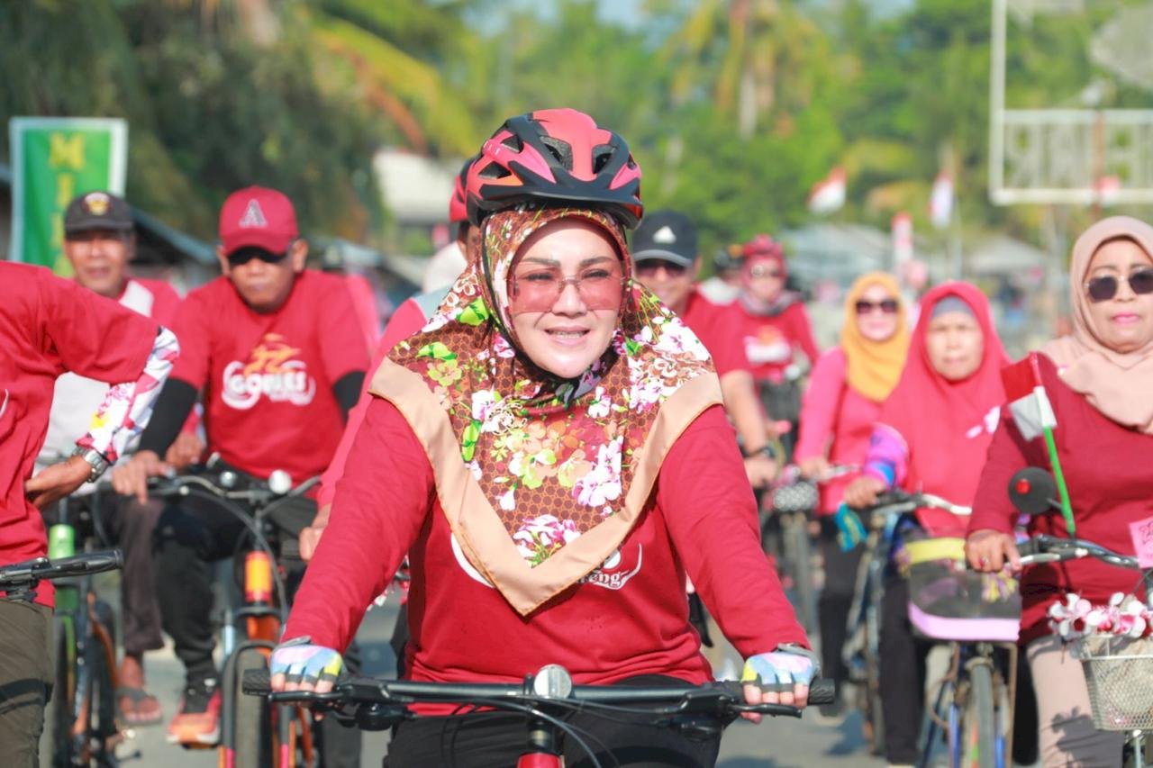 Sambut HUT ke 79 RI, Jajaran Pemkab Klaten Gowes Kemerdekaan Keliling Rowo Jombor