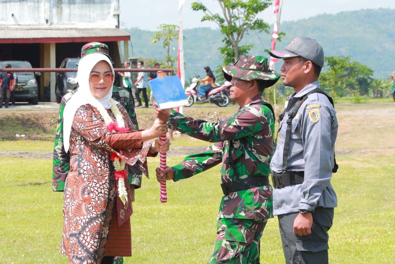 Bupati Klaten Membuka TMMD Sengkuyung Tahap IV Desa Pakisan Kecamatan Cawas