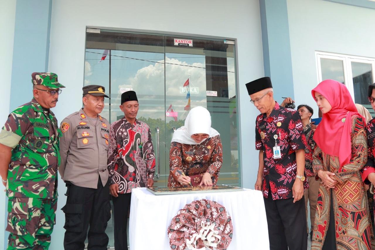 Sambang Warga Kecamatan Trucuk, Bupati Klaten Resmikan Gedung Serbaguna Desa Pundungsari