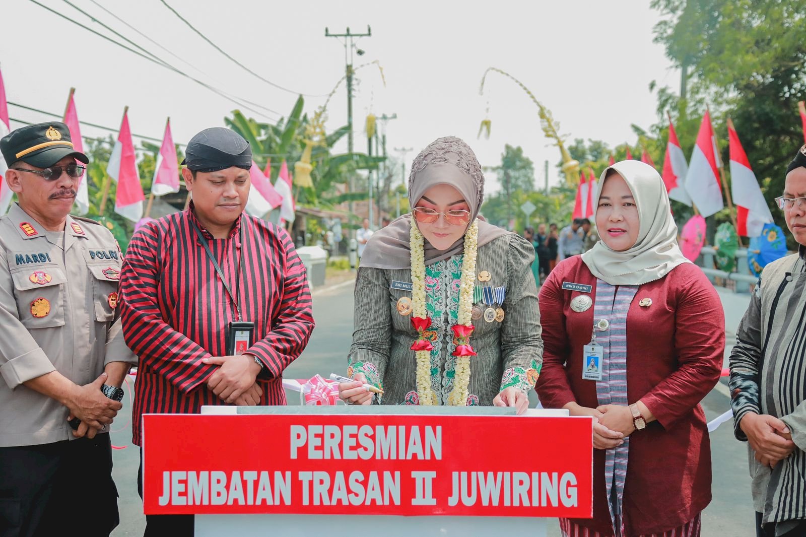 Bupati Klaten Resmikan Jembatan Trasan Kecamatan Juwiring