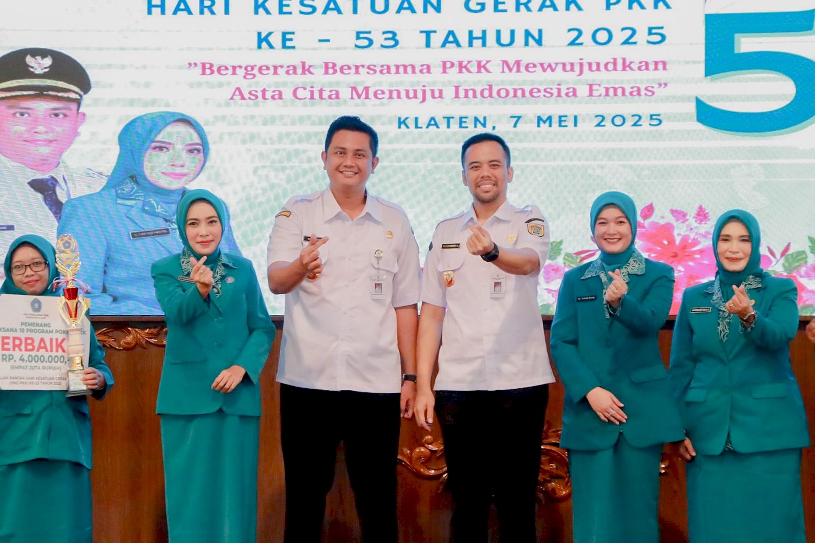 Bupati Bersama Wakil Bupati Klaten Hadiri HKG PKK Ke 53 Tingkat Kabupaten Klaten