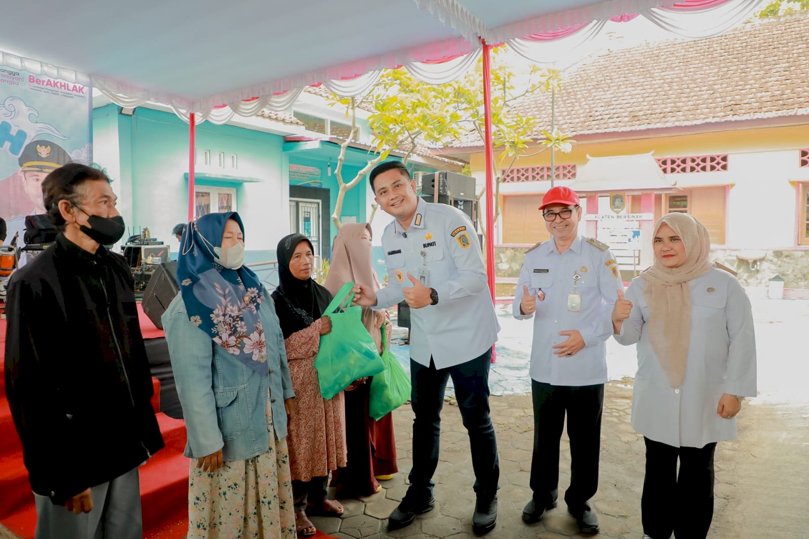 Bupati Klaten Tinjau Pelaksanaan Pasar Murah di Kecamatan Wonosari