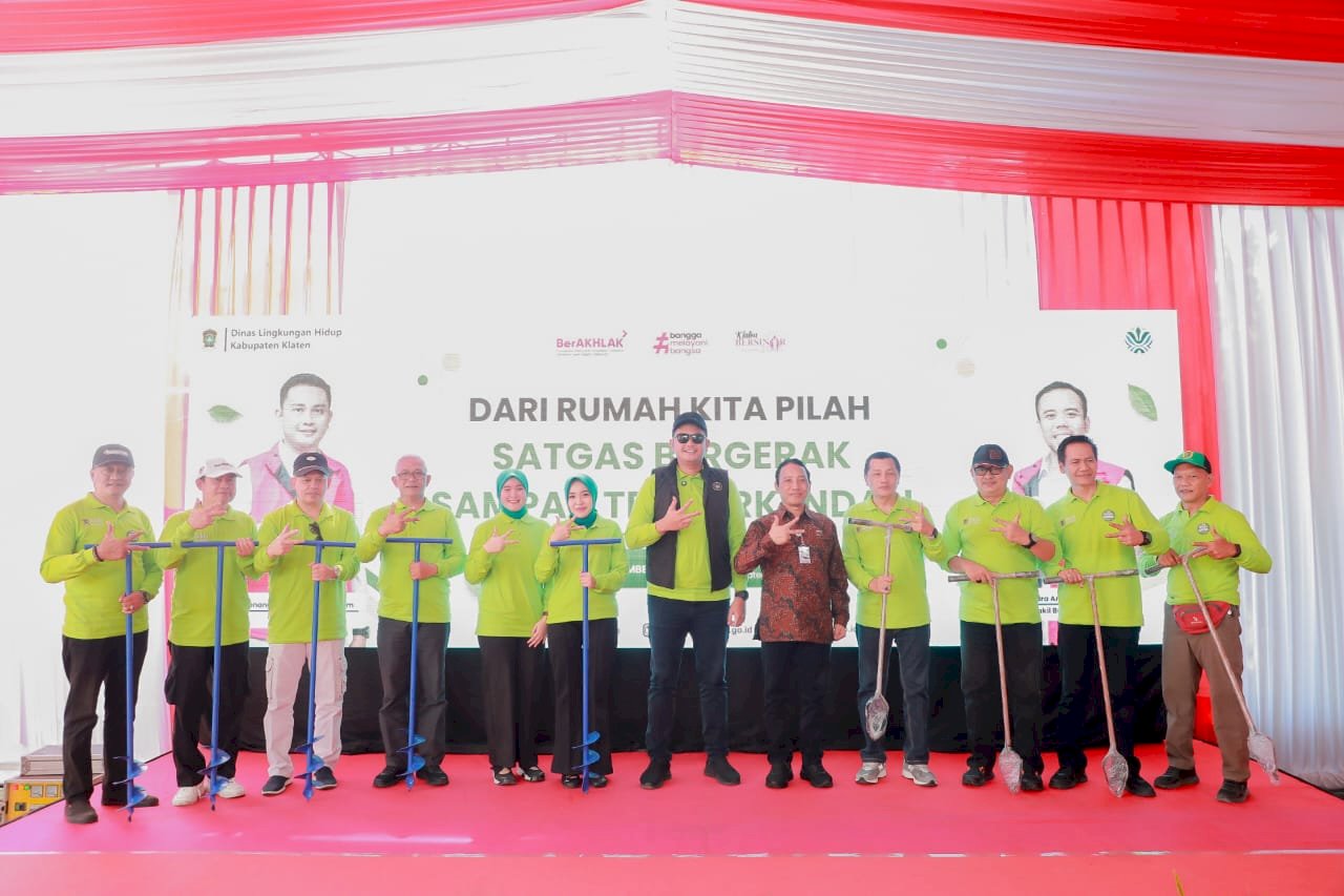 Kukuhkan Satgas Sampah, Bupati Klaten Dorong Gerakan Pilah Sampah di Masyarakat 