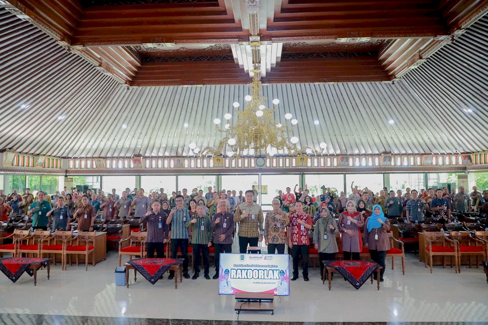 Bupati Klaten Hadiri RAKOORLAK Evaluasi Kegiatan 2025 dan Persiapan Program Tahun 2026