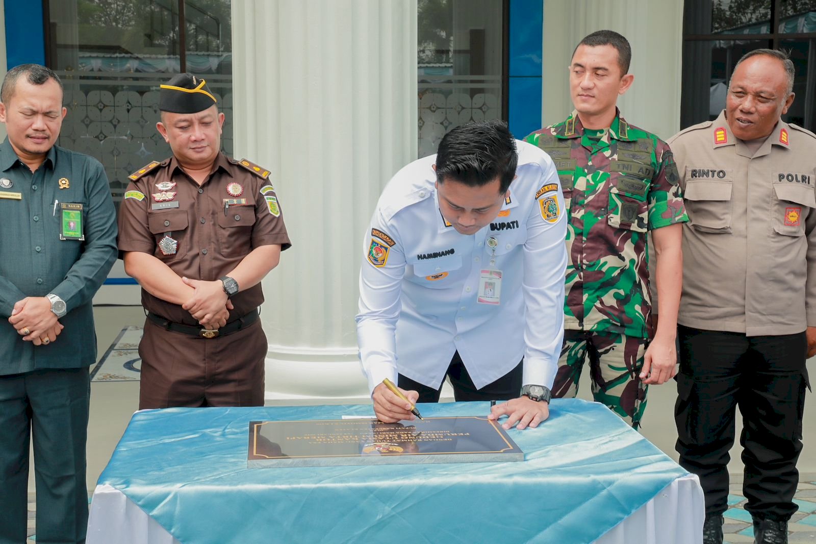 Bupati Klaten Resmikan Gedung Utama Perumda Air Minum Tirta Merapi
