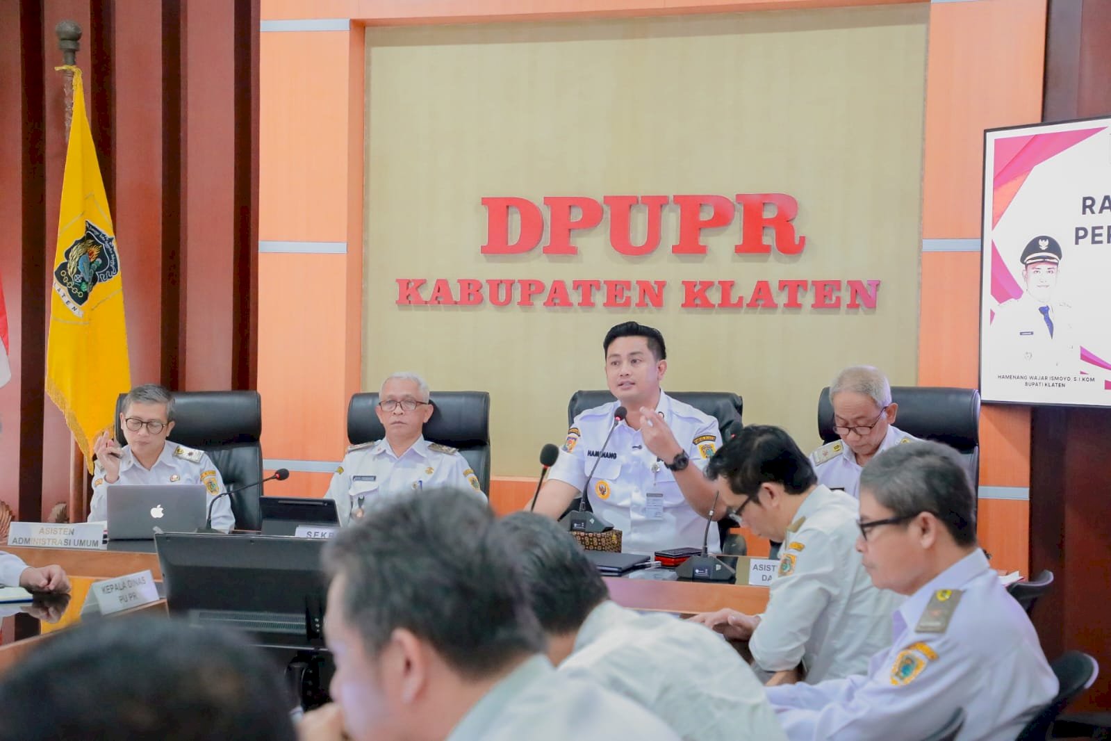 Bupati Klaten Pimpin Rakoor Rutin Pemkab, Percepat Perbaikan Infrastruktur dan Siapkan APBD 2027