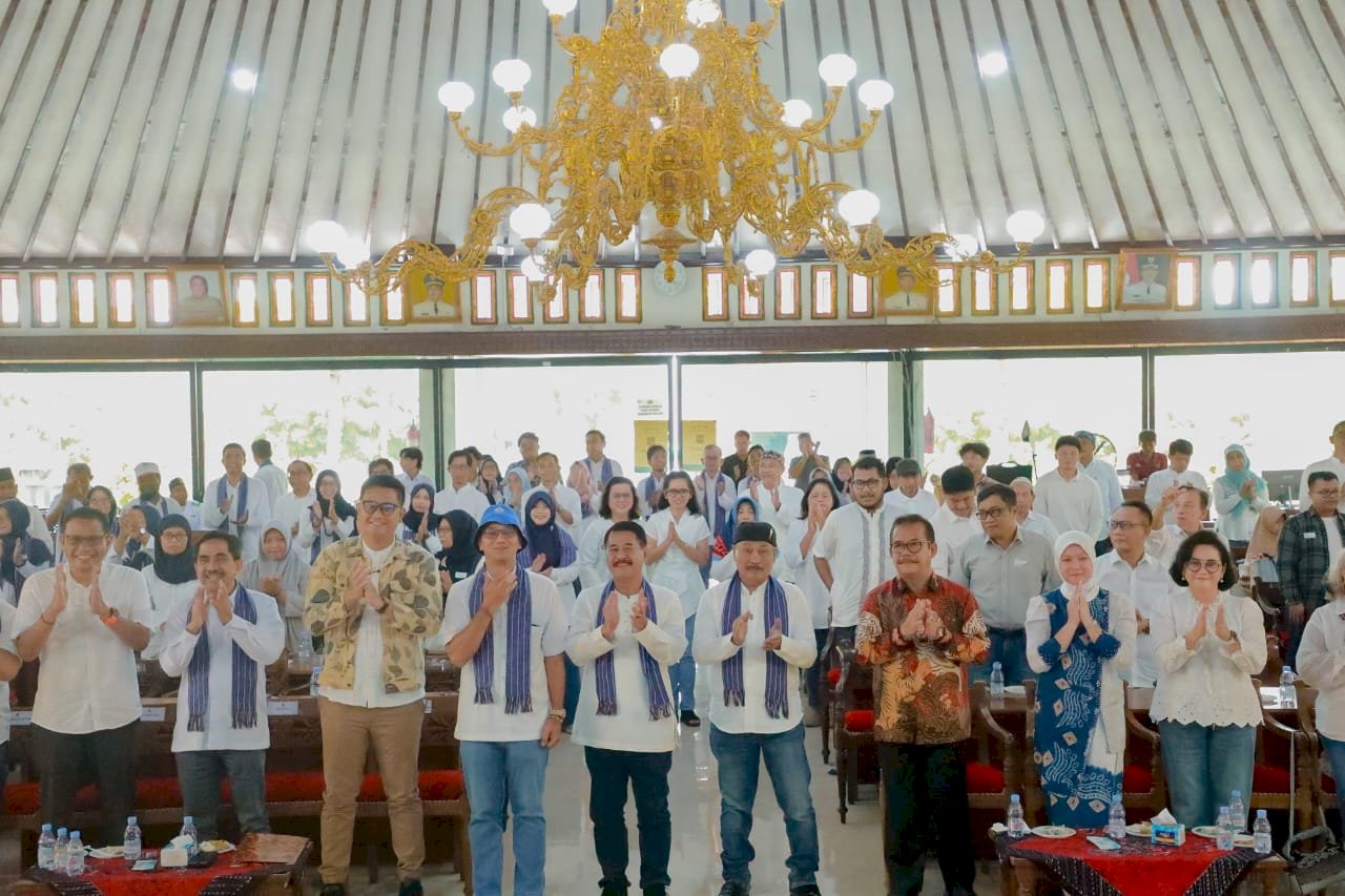 Bupati Klaten Hadiri Halal Bihalal & Pelantikan Pengurus KAGAMA Klaten