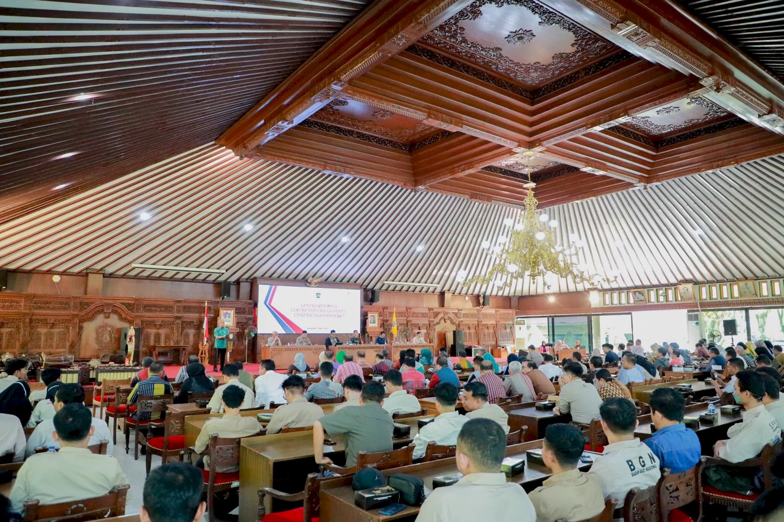 Rakor Evaluasi MBG, Bupati Klaten Tekankan Penguatan SOP dan Komunikasi