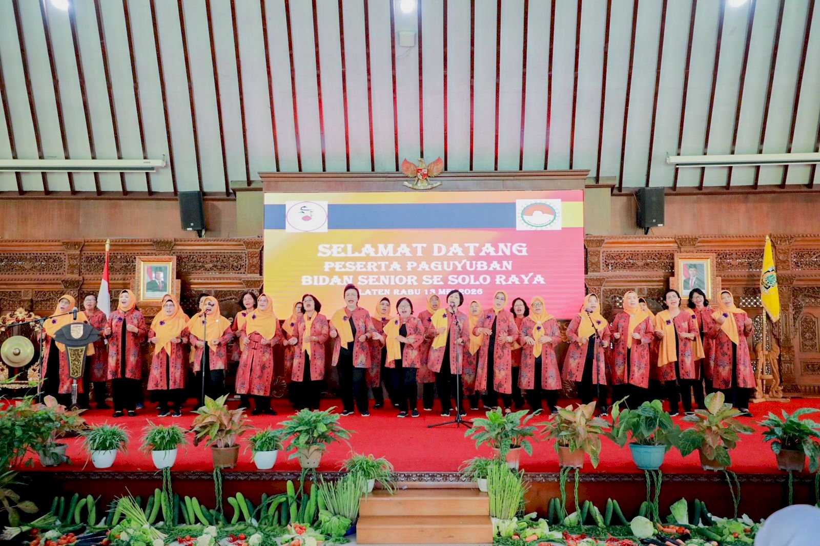 Bupati Klaten Hadiri Pertemuan Bidan Senior se-Soloraya, Dorong Percepatan Penurunan Stunting