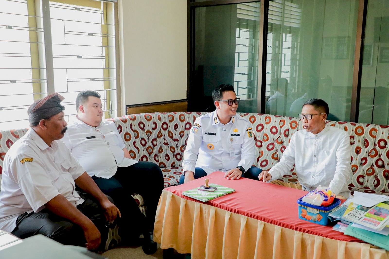 Tindak Lanjuti Aduan Warga, Bupati Klaten Minta Pelayanan Desa/ Kelurahan Dibenahi 