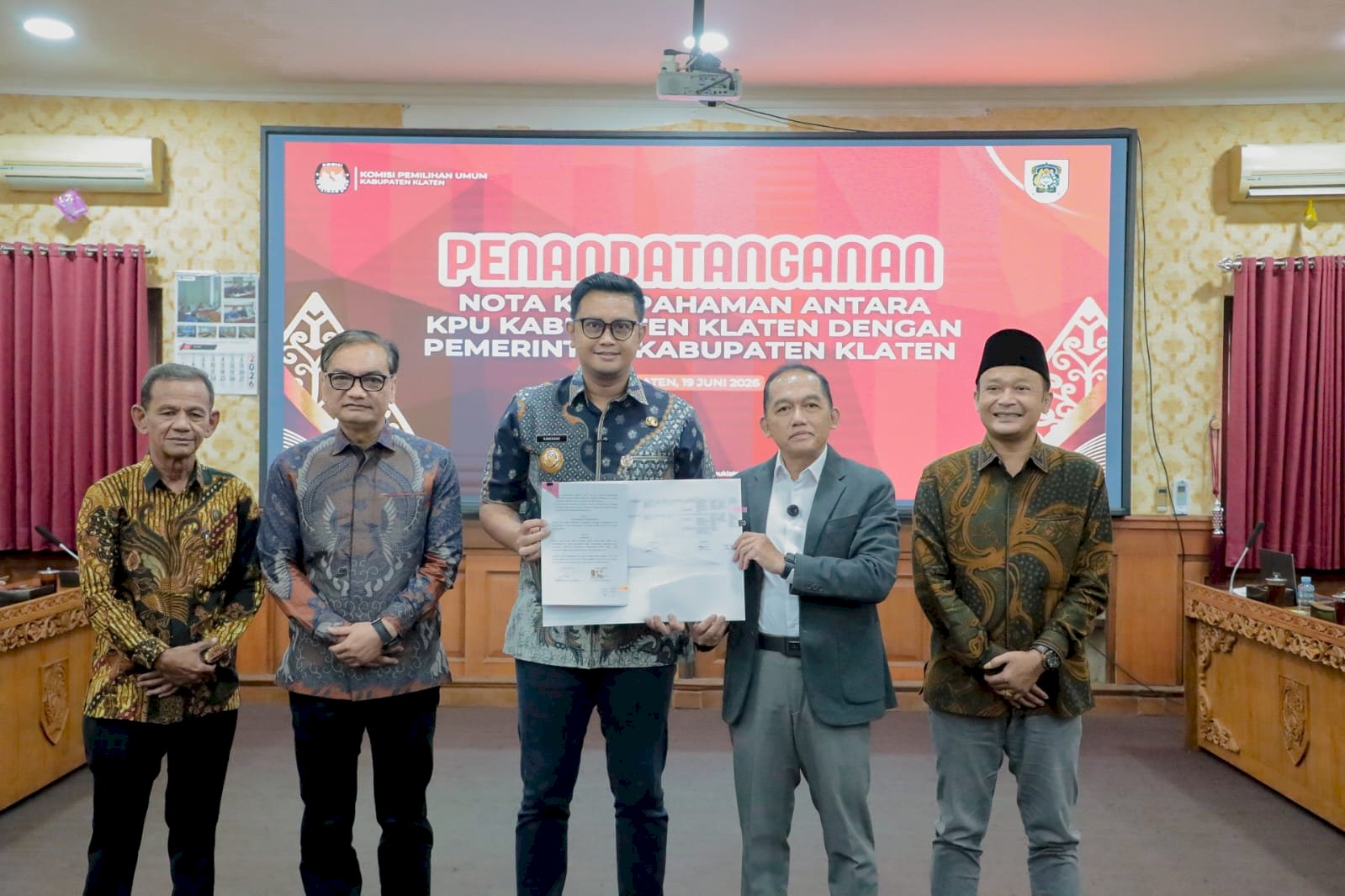 KPU dan Pemkab Klaten Tandatangani Nota Kesepahaman untuk Penguatan Kualitas Demokrasi