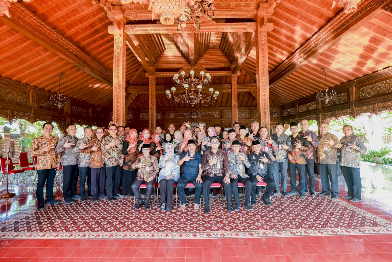 Merajut Silaturahmi Jelang Hari Jadi, Pemkab Klaten Anjangsana ke Para Bupati Sepuh