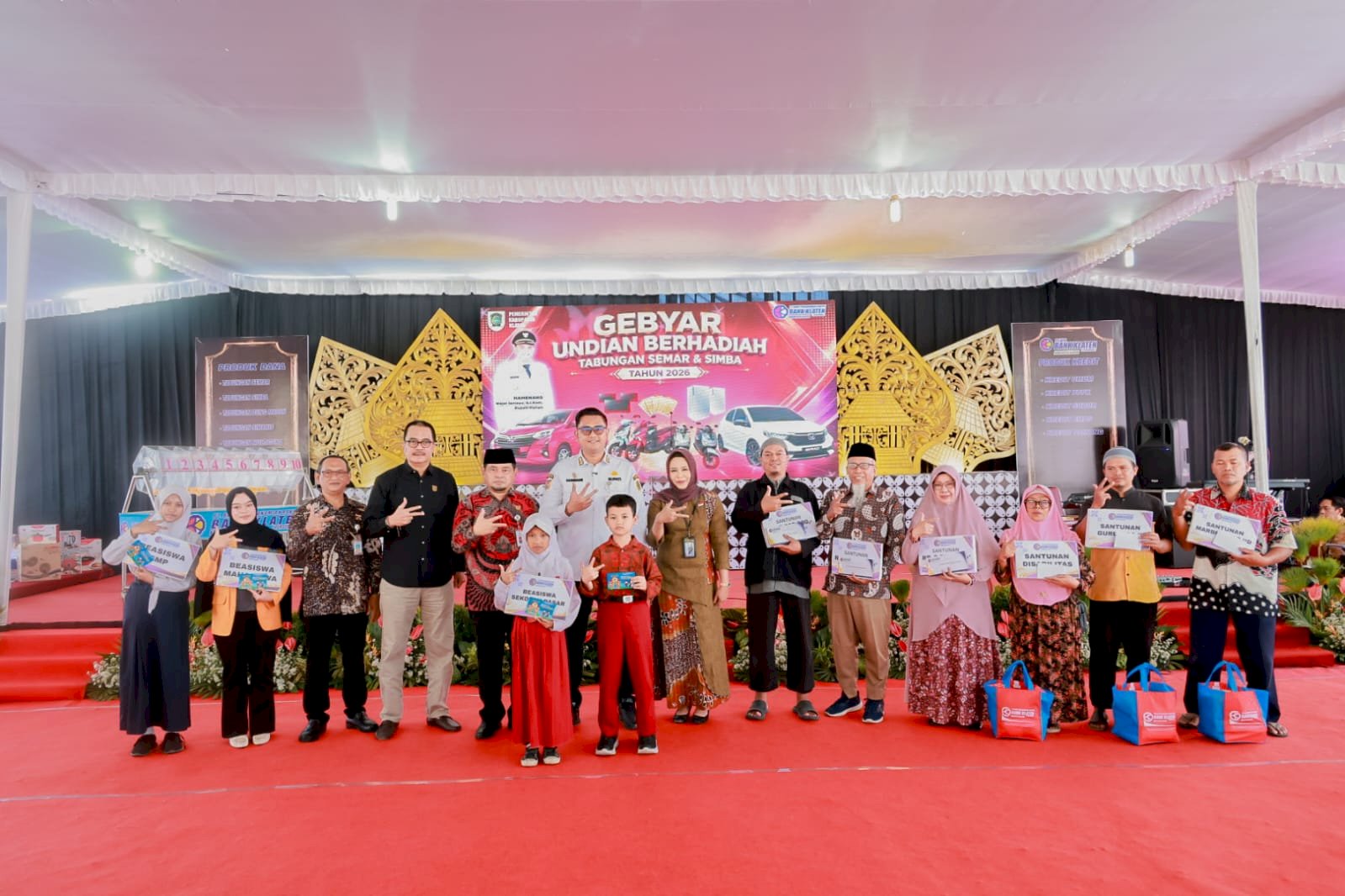 Bupati Klaten Hadiri Gebyar Hadiah Tabungan Semar & Simba HUT ke-75 PT BPR Bank Klaten