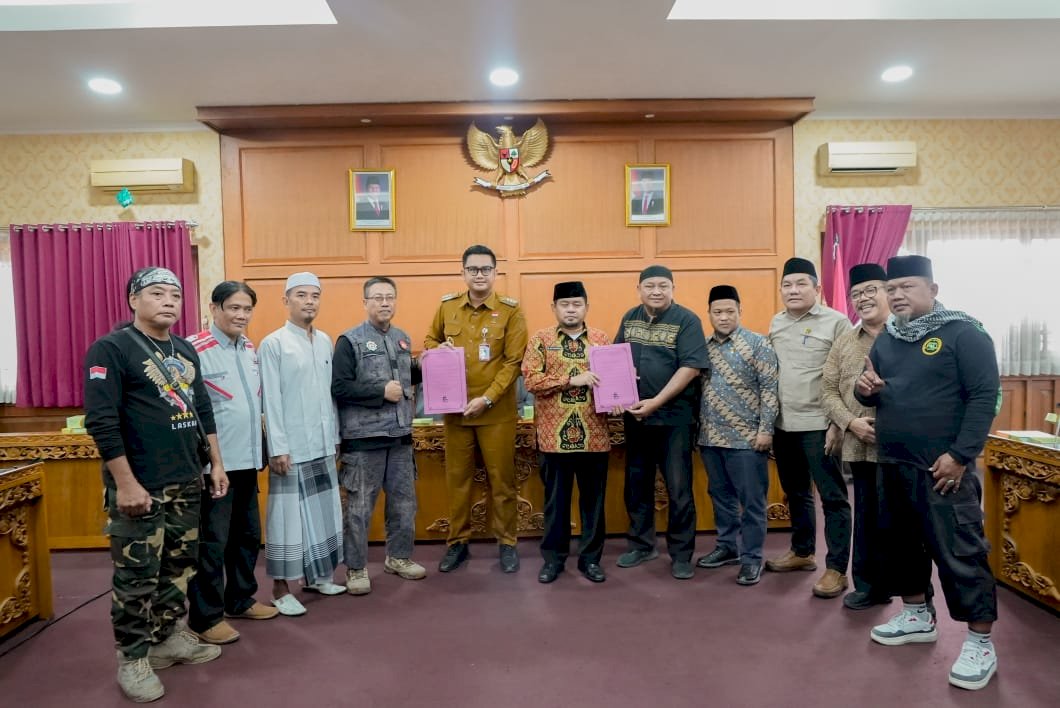 Bupati Klaten Terima Aspirasi Aliansi Masyarakat Peduli Klaten Terkait Isu LGBT