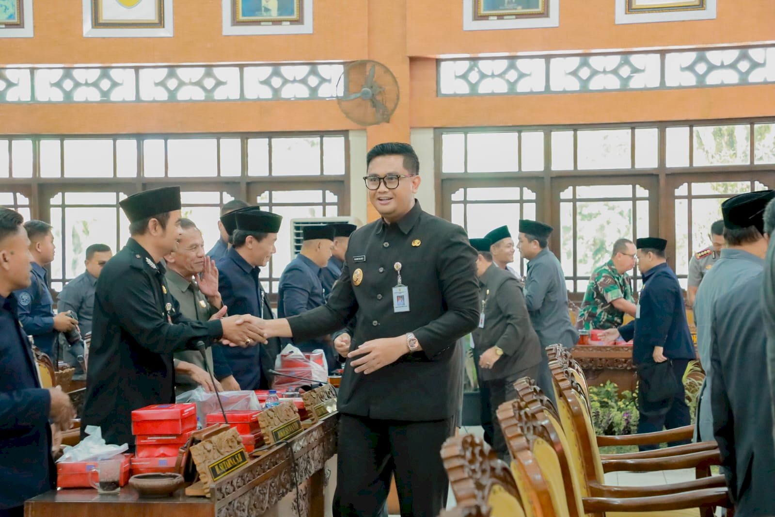 Bupati Klaten Hadiri Pengundian Nomor Urut dan Penyampaian Visi Misi Calon Wakil Bupati Klaten